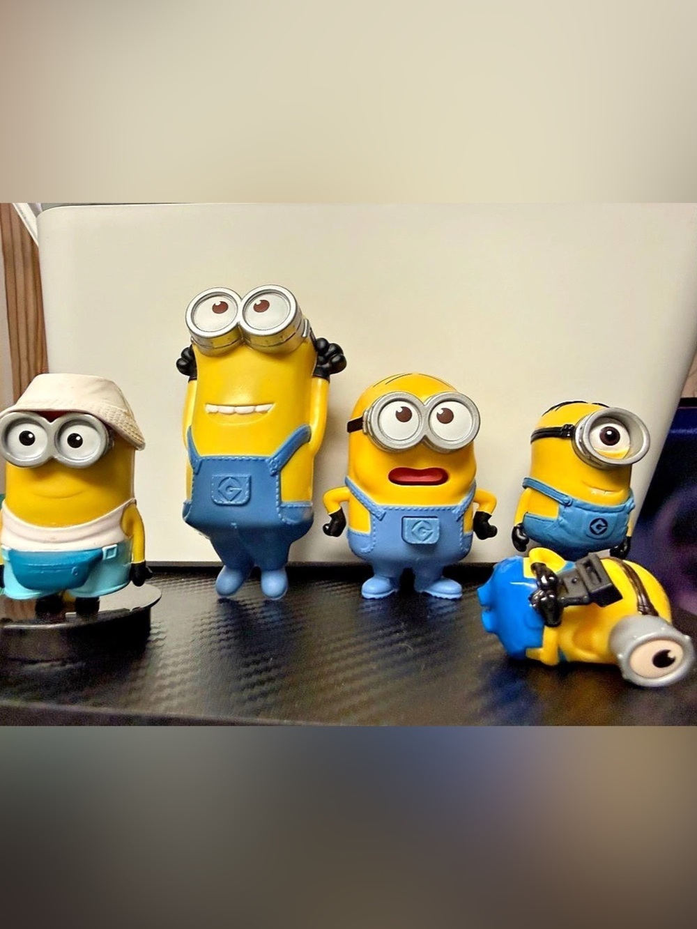 Minion Character Figure Set Yellow & Blue